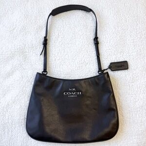 Coach Penelope 2024 Black Leather Basic Shoulder Bag CP101 GUC ($350 RT)